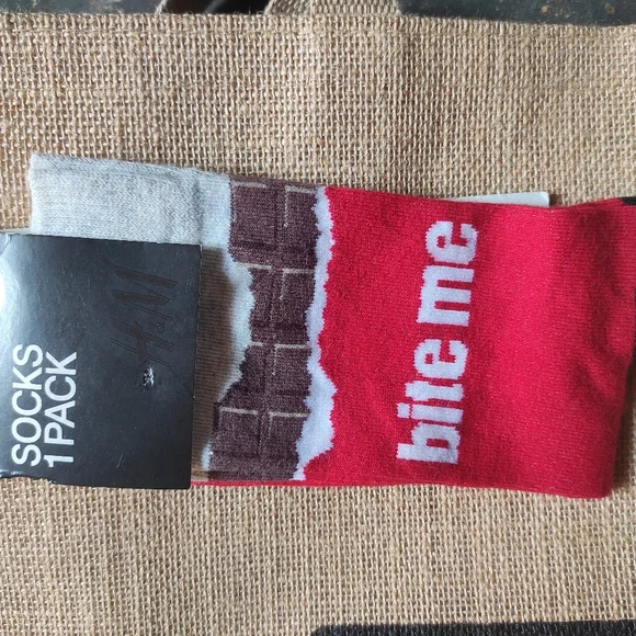 SOCKS - Picture 2 of 5